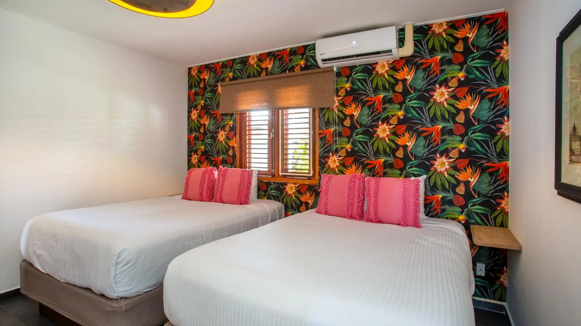 Atlantis Beach House Willemstad Apartment