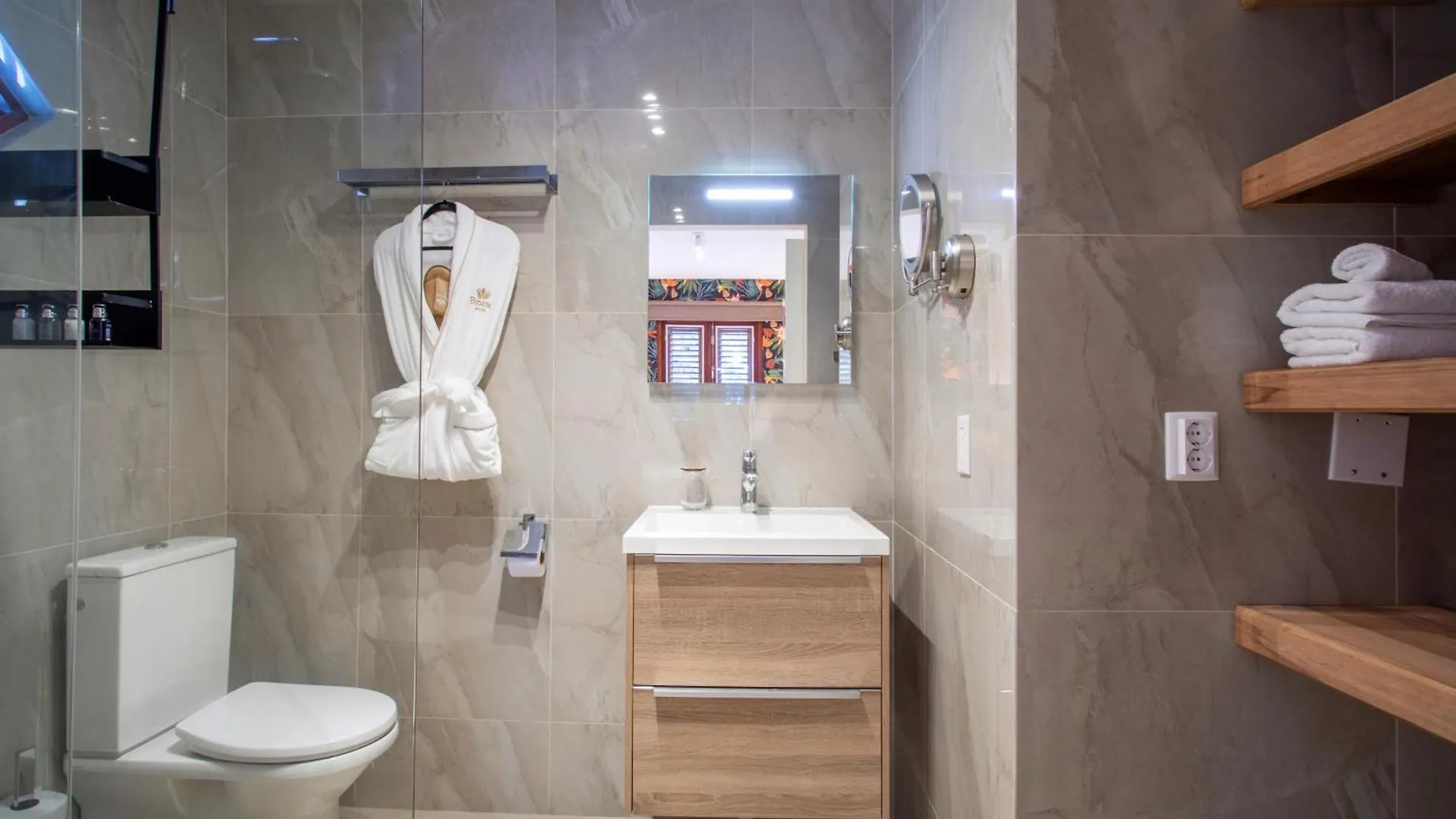 Atlantis Beach House Willemstad